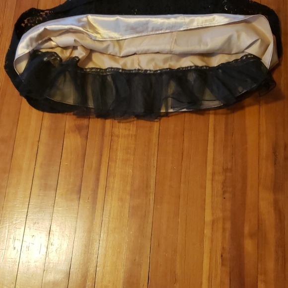 Gold and Black lace, silk, and tulle trim dress - Picture 6 of 7